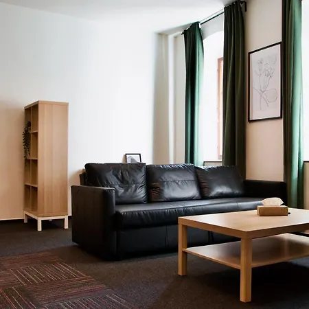 Elephants * ברטיסלאבה